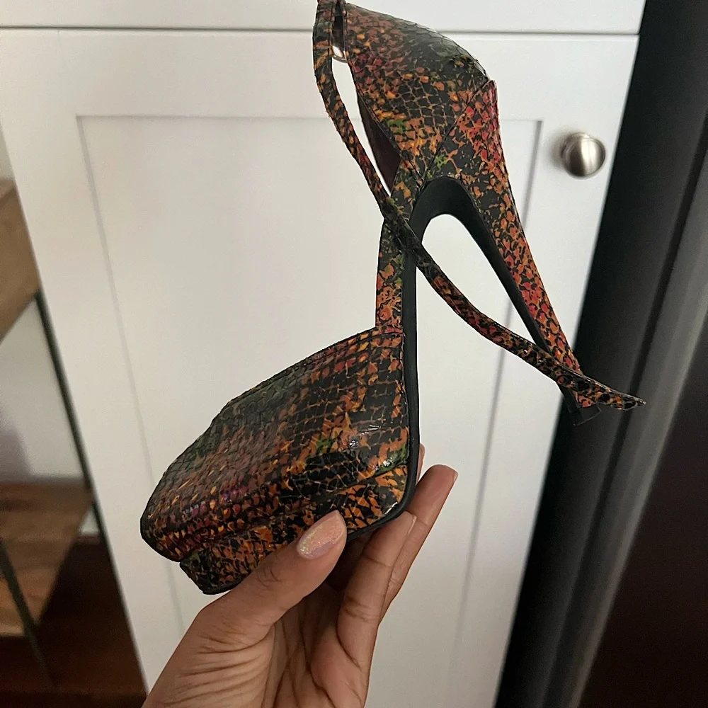 Jeffery Campbell Platform Sandals size 7.5